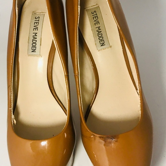 Like new tan Steven Madden Platform pumps - Picture 3 of 6